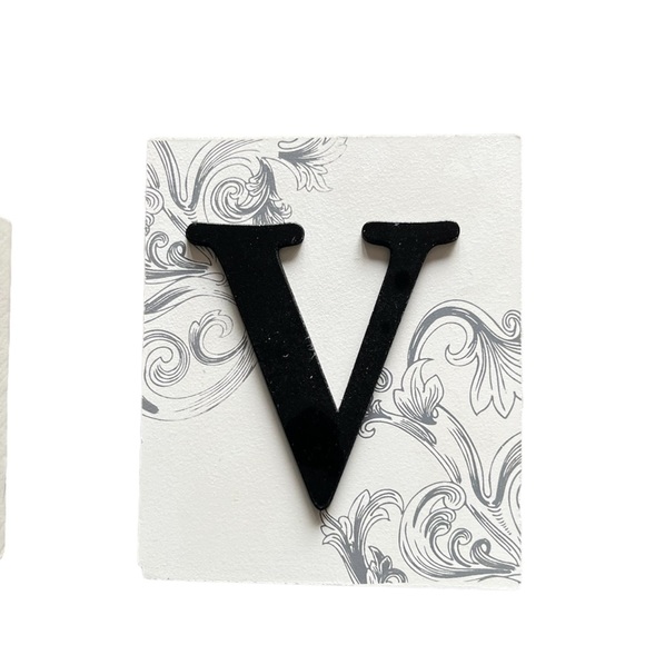 LOVE decor - Picture 5 of 11